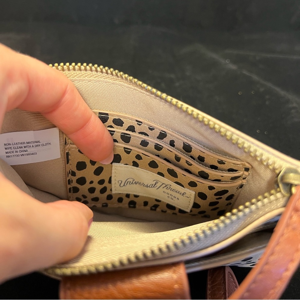 Universal Threads Leopard Print Wristlet - image 4